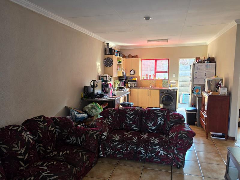 2 Bedroom Property for Sale in Roodia Free State